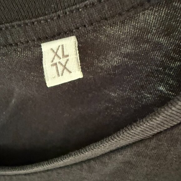 Parisian T shirt Cat commemorating Colette/her apt. - Picture 4 of 7